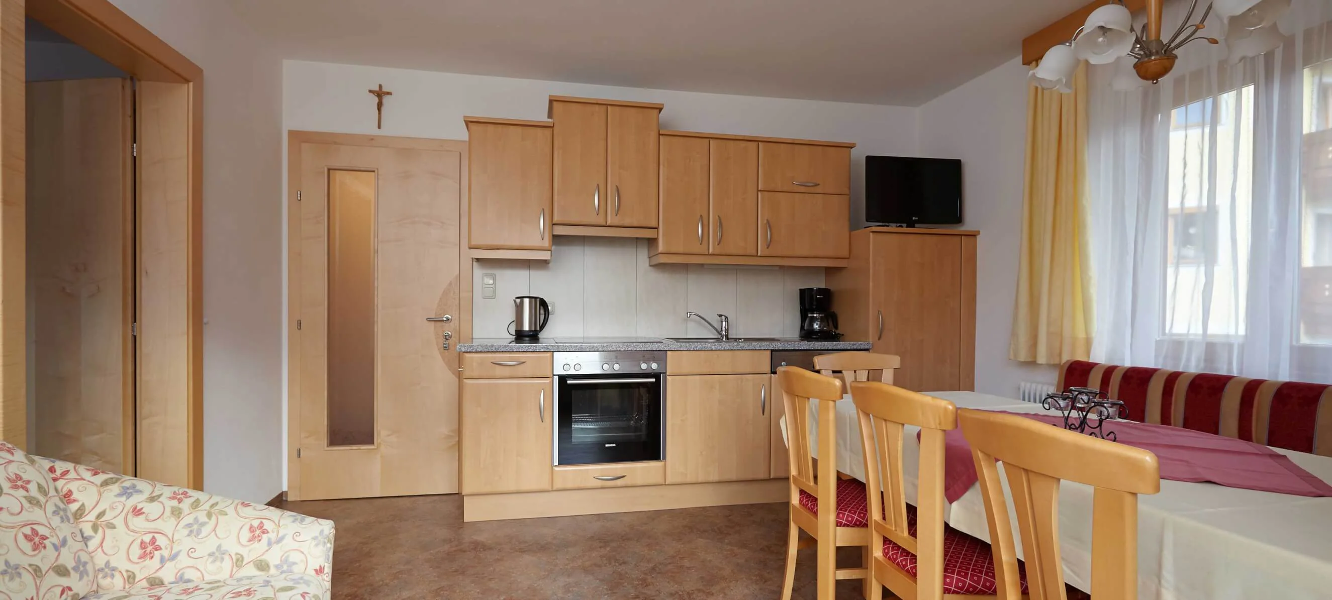 kueche_stadlleiten_ferienwohnung